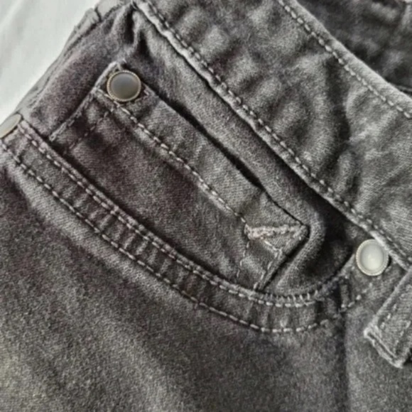 Jessica Simpson Kiss Me Jegging - Picture 6 of 10